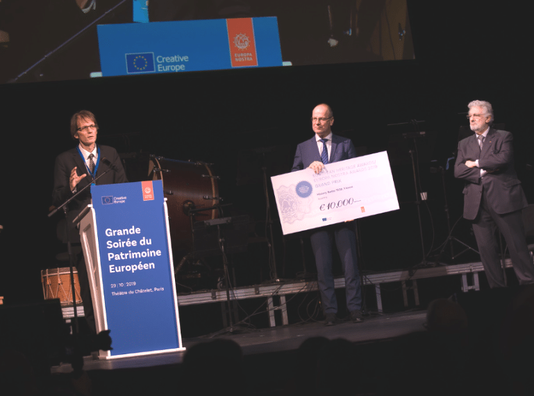 ‘Casting new light on pivotal historical moments’: prestigious European prize for OE filmmaker and academic